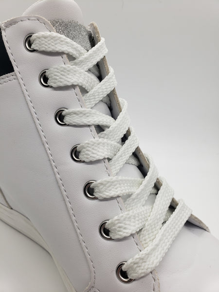 Flat Glow in the Dark Shoelaces - White