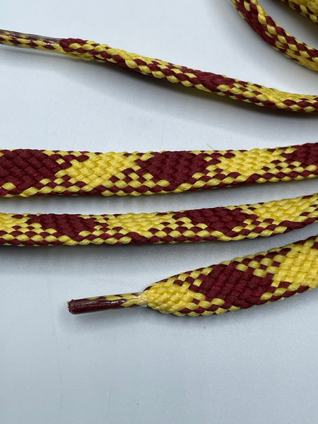 Flat Argyle Shoelaces - Maroon and Gold