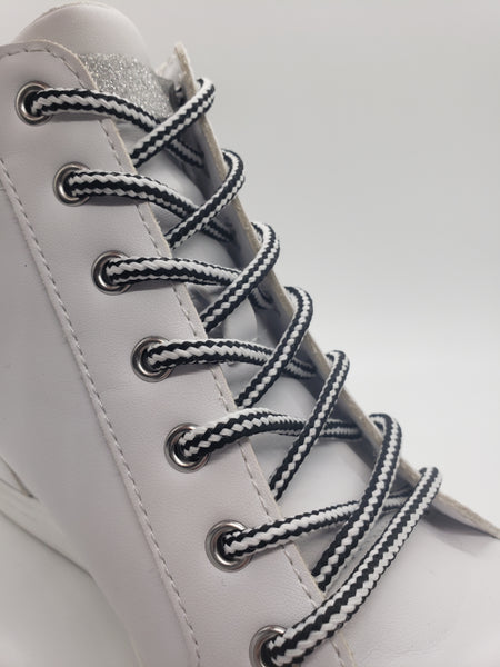 Round Striped Shoelaces -Black and White