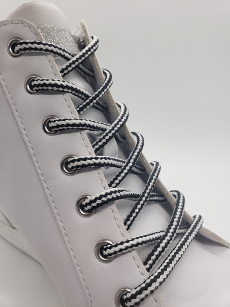 Round Striped Shoelaces - Black and White