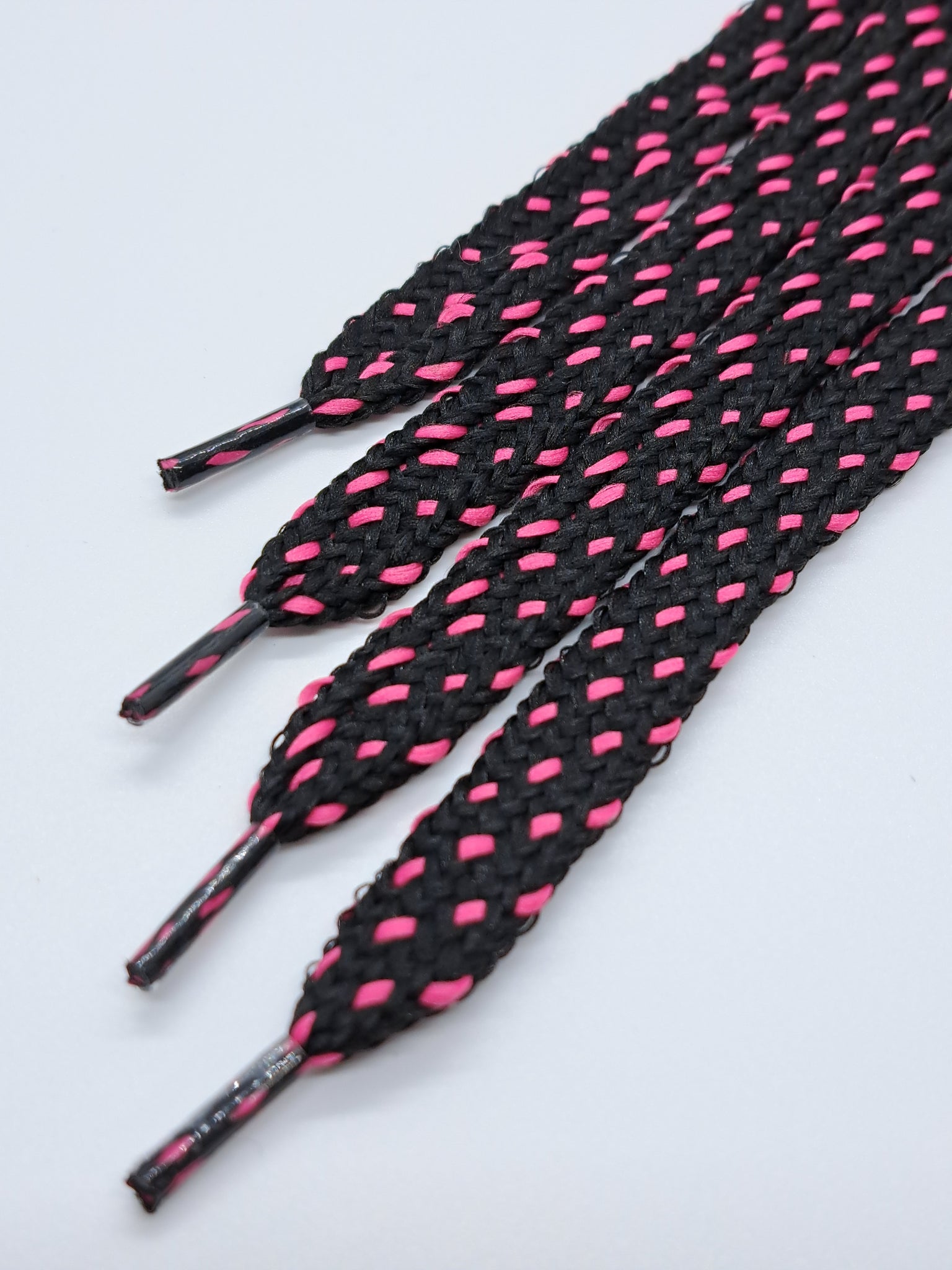 Flat Shoelaces - Black with Pink Dots