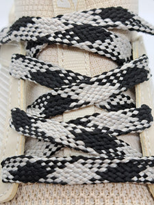 Flat Argyle Shoelaces - Black and Gray
