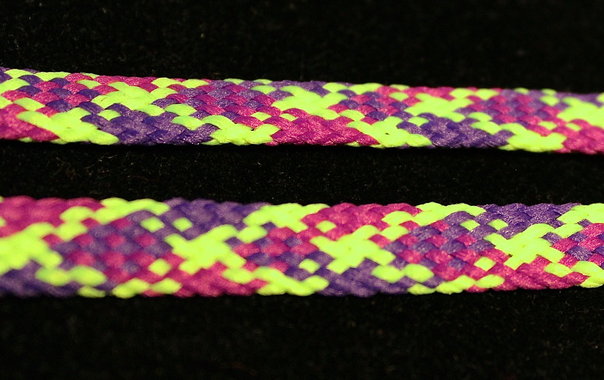 Dark hot sale purple shoelaces