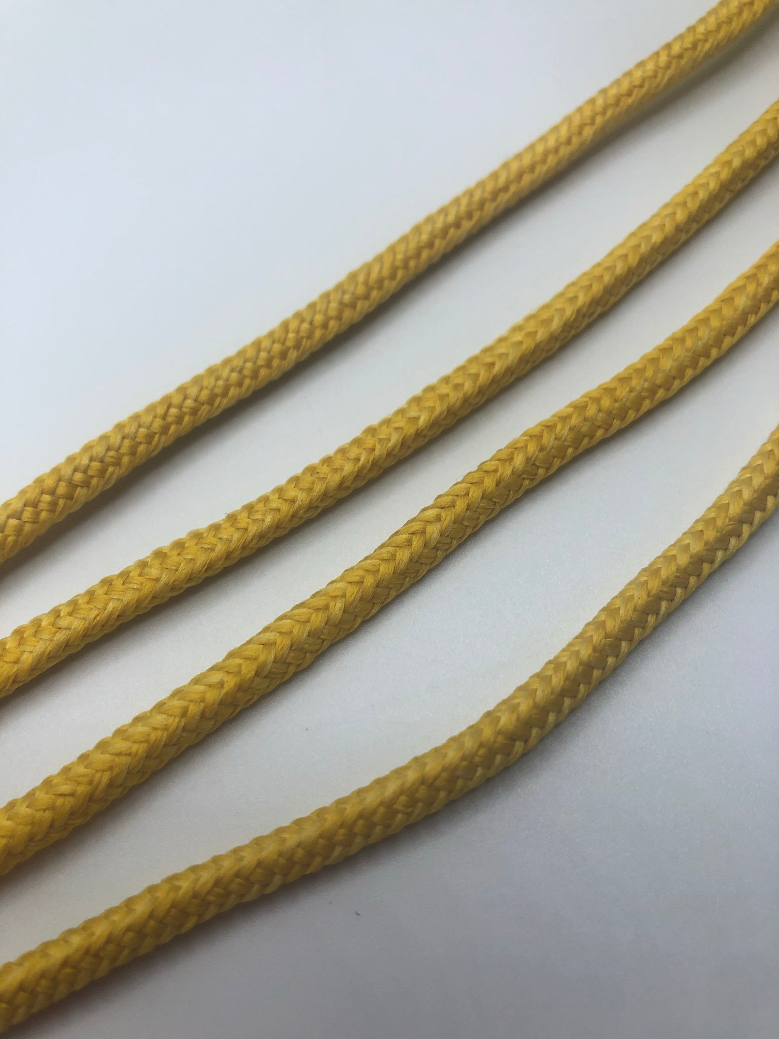 Round Solid Shoelaces - Maize Yellow